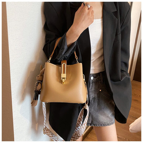 Fashionable Texture Hand-held Bucket Crossbody Bag - Image 2