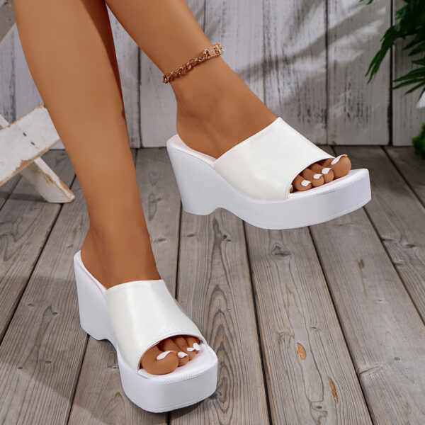 Plus Size Women's Platform Sandals - Image 5